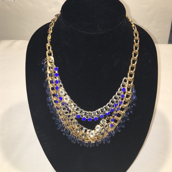 Women's necklace