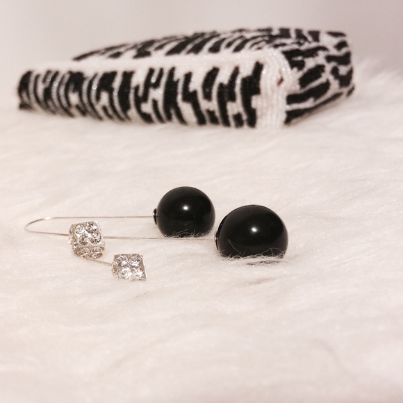 Jewelry - Crystal & Black Dicey Drop Earrings