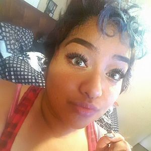 Meet your Posher, Donnamarie