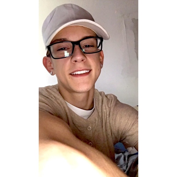 Meet your Posher, Jake - Picture 1 of 1