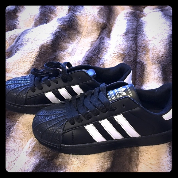 Adidas superstar shell toe sneakers black