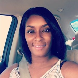 Meet your Posher, Candi