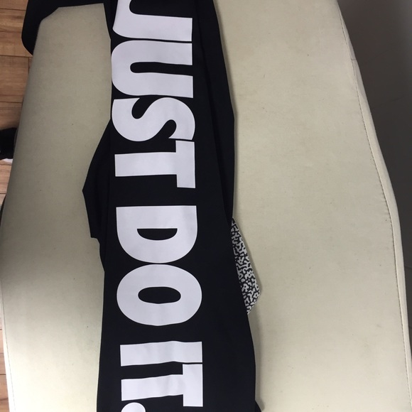 Nike leggings