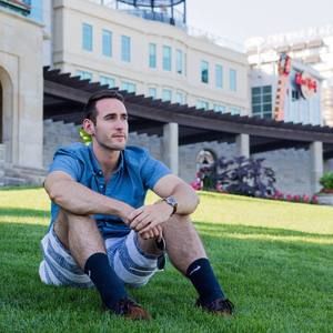 Meet your Posher, Eric