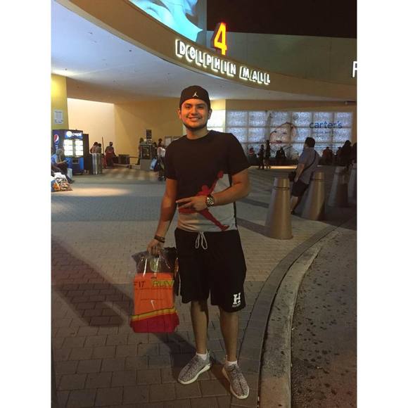 Meet your Posher, Luis