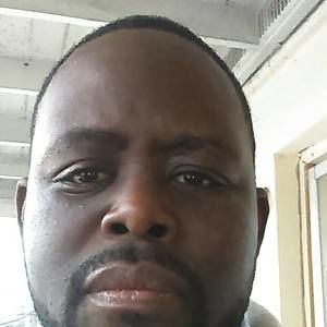 Meet your Posher, Tee