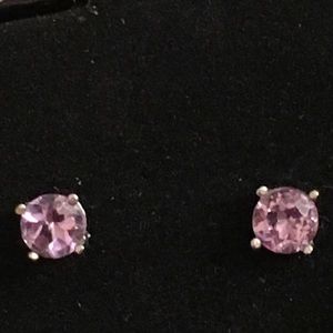 ❌TRADED❌ zinnia Genuine amethyst round cut studs