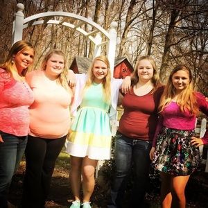 Meet your Posher, Desiree