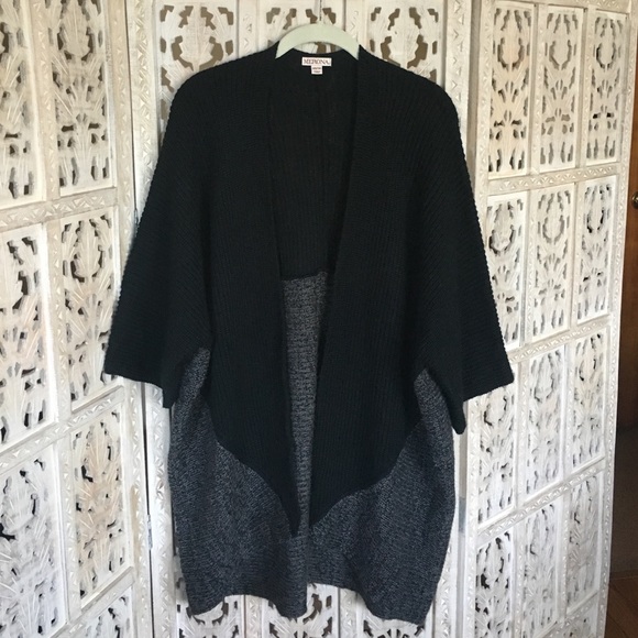 Cozy Oversized Black & Grey Sweater