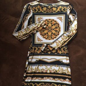 Beautiful midi skirt!