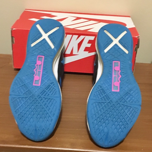 Authentic Lebron 10X GS(big kids) - Picture 4 of 4