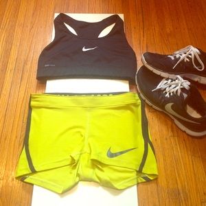 💪🏻Nike dri fit yellow shorts 👊🏻🏋🏻‍♀️🚵🏻 🏃
