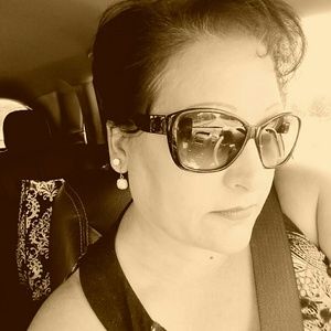 Meet your Posher, Ginny