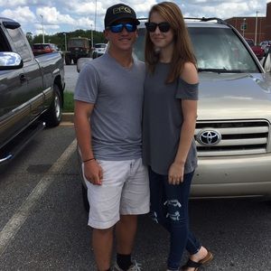 Meet your Posher, Kira