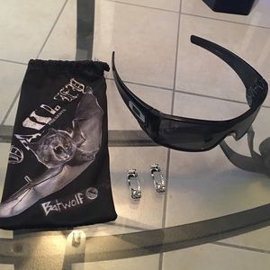 Oakley batwolf glasses!! 2 icon set+ bag