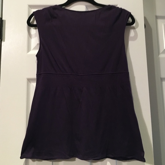 ⬇️⬇️$drop THEORY deep v neck tank top - Picture 3 of 4