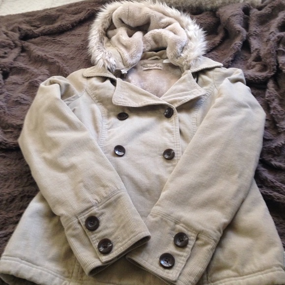 ⛄️Billabong Winter Jacket. Priced to Sell⛄️