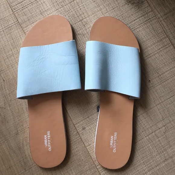 Urban Outfitters flat