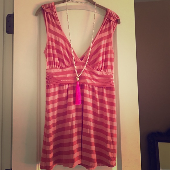 Adorable Ella Moss tank.