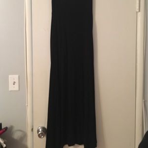 Plain black long maxi skirt.