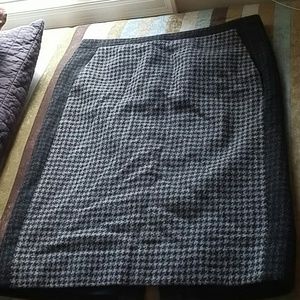 Jcrew wool houndstooth pencil skirt