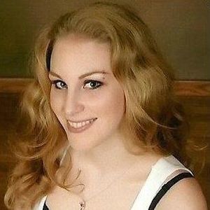 Meet your Posher, Jenn