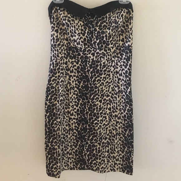 Strapless leopard dress