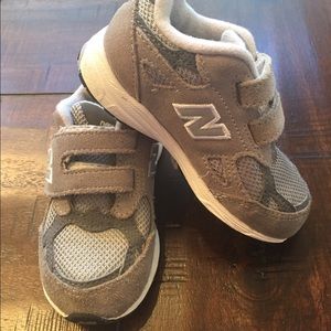 New Balance infant grey tennis shoes