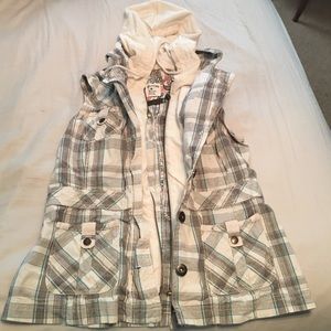 hooded vest