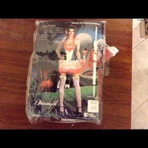 Queen of heartbreakers women's costume