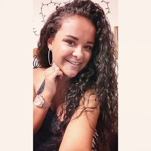 Meet your Posher, April