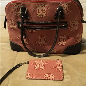 Dooney & Bourke Purse, Excellent Used Condition.