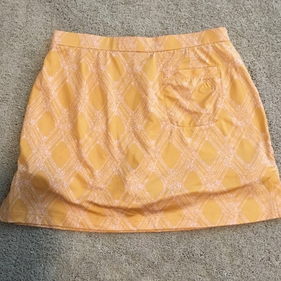 Adidas Shorts - Adidas tennis/running skirt with built-in shorts Adidas Shorts - Adidas tennis/running skirt with built-in shorts