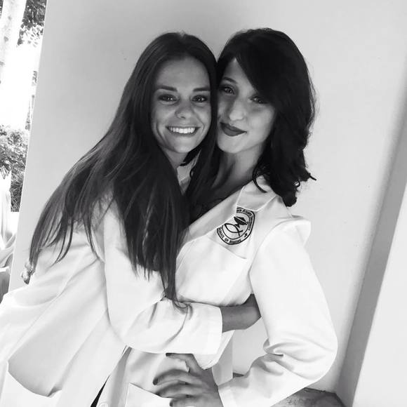 Meet your Posher, Stephanie - Picture 1 of 1