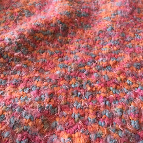 Colorfully sweater - Picture 3 of 3