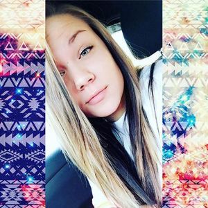 Meet your Posher, Mackenzie