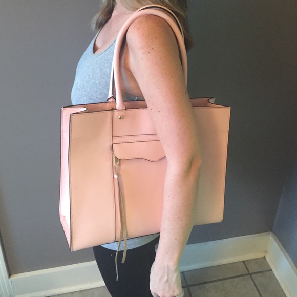 Rebecca Minkoff | Bags | Rebecca Minkoff Bag | Poshmark Rebecca Minkoff MAB tote- medium. quartz.