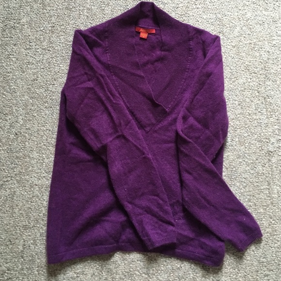 Cashmere Sweater in beautiful eggplant color