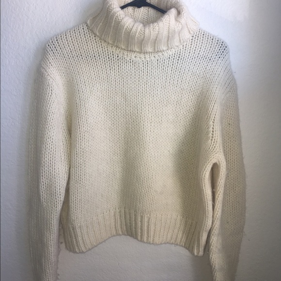 J Crew Ivory/Cream Wool, Acrylic, Alpaca sweater.