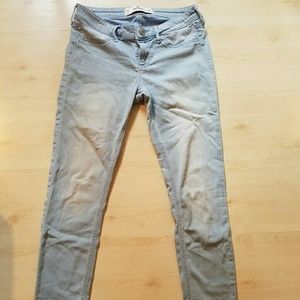 Light wash Hollister Skinny Jegging sz 7R