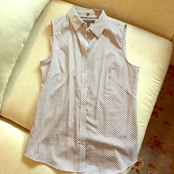 Banana Republic collared button up - Picture 1 of 2