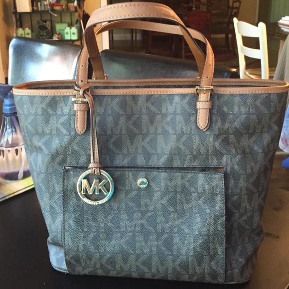 Michael Kors tote
