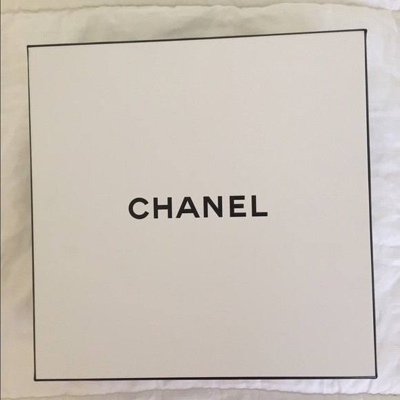 Authentic CHANEL box