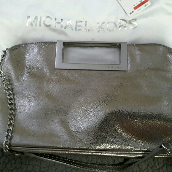 Michael Kors clutch - Picture 3 of 3