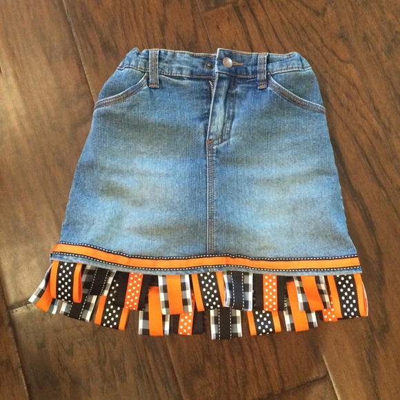 Custom made ribbon skort Halloween size 7/8 M