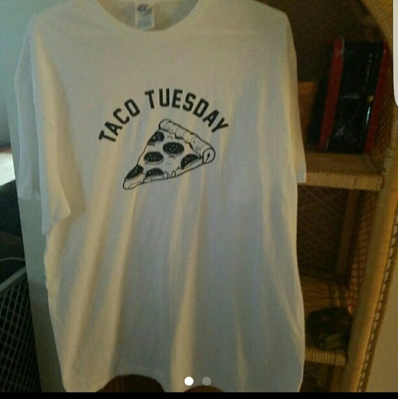 Tee shirt