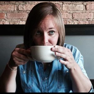 Meet your Posher, Leslie