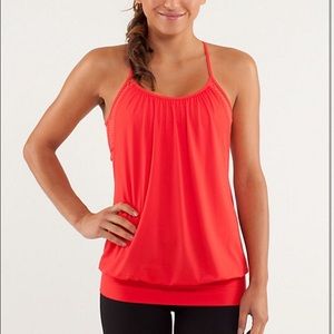 Lululemon top
