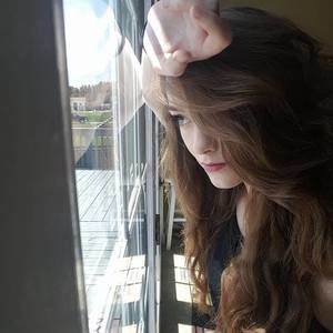 Meet your Posher, Leslie