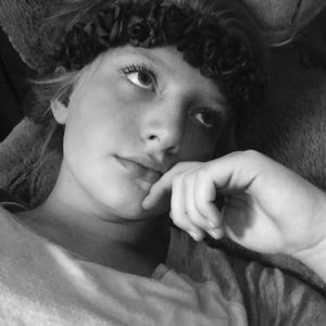 Meet your Posher, Macy